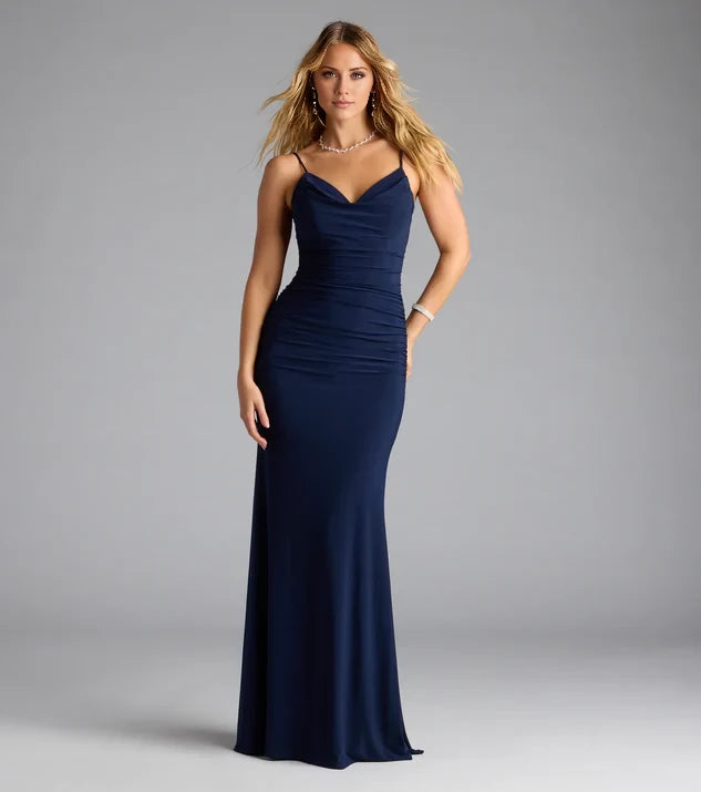 Modern Deep V-Neck Spaghetti Strap Criss-Cross Back Ruched Mermaid Floor-Length Evening Dress