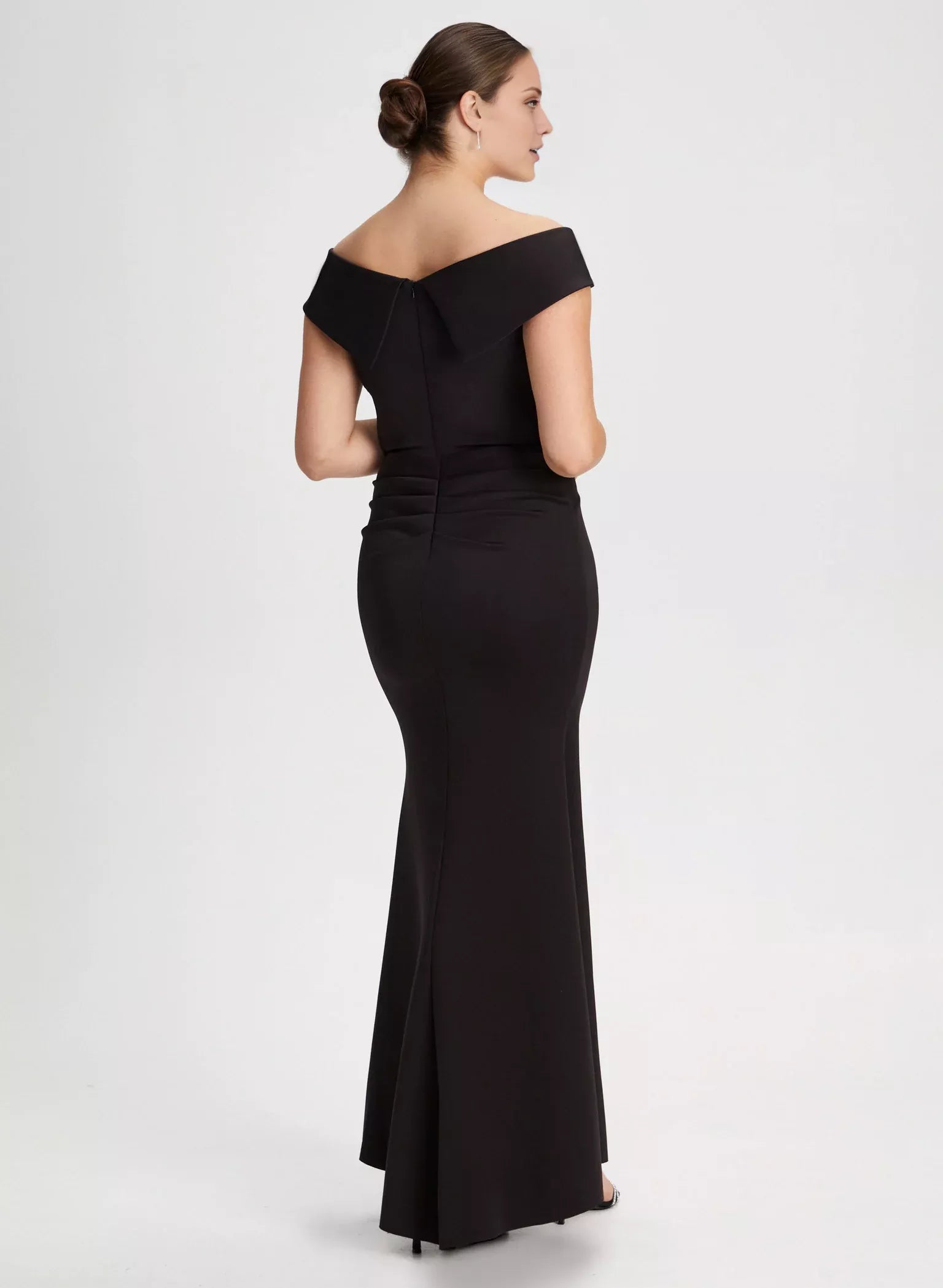 Off shoulder collar sleeveless backless ruffle edge and floor length evening dress