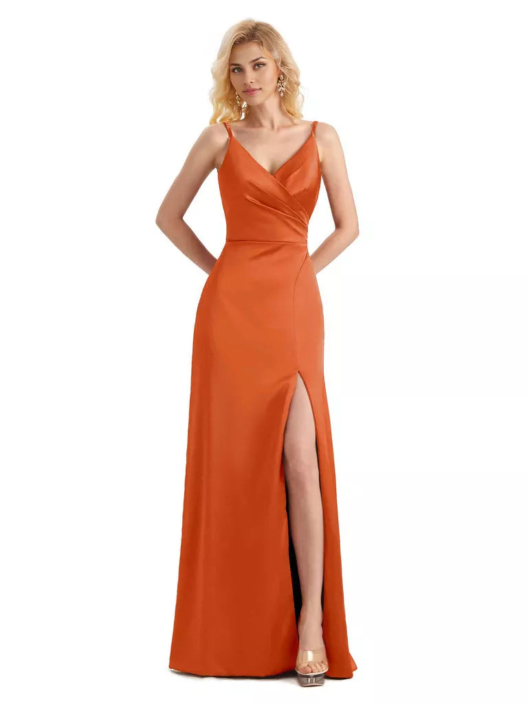 Vestido de dama de honor largo, formal, cruzado, sin mangas, con escote en V y abertura lateral de satén suave y sencillo