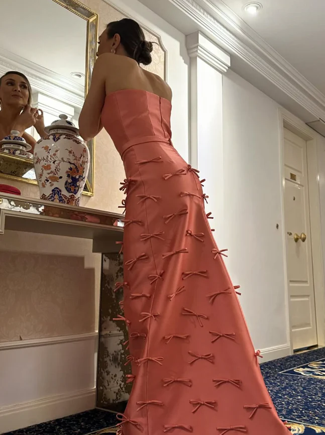 Playful Strapless Sheath Bow-Embellished Floor-Length Evening Dress