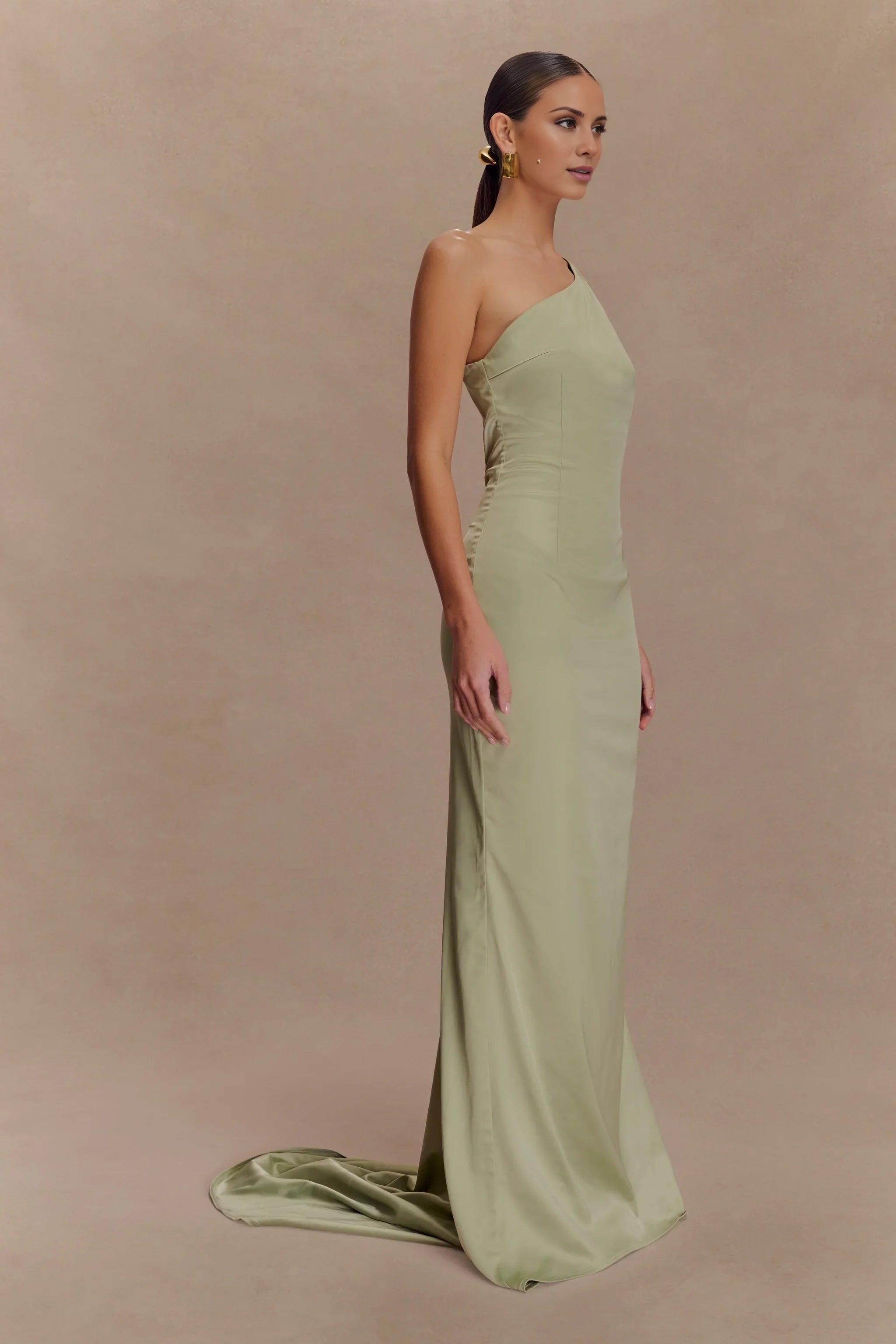 Polished Satin One-Shoulder Neck Cut-Out Train Back Zip Floor-Length Evening Dress