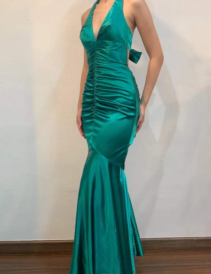 Regal Halter V-Neck Ruched Open-Back Bow Mermaid Floor-Length Evening Dress