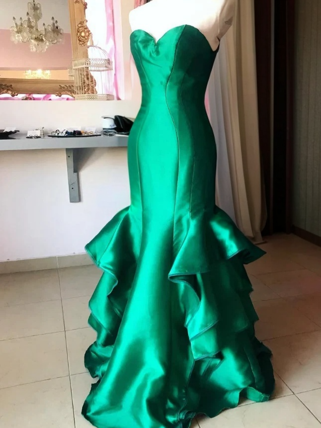 Regal Strapless Sweetheart Tiered Ruffle Mermaid Floor-Length Evening Dress