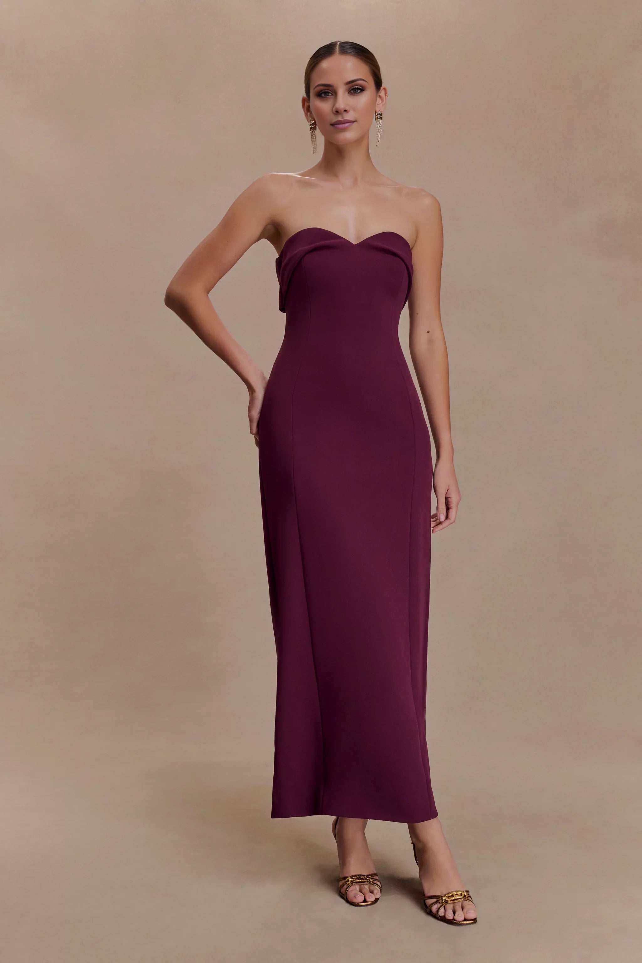 Retro-Glam Off the Shoulder Neck Strapless Sleeveless Sweetheart Back Zip Midi Evening Dress