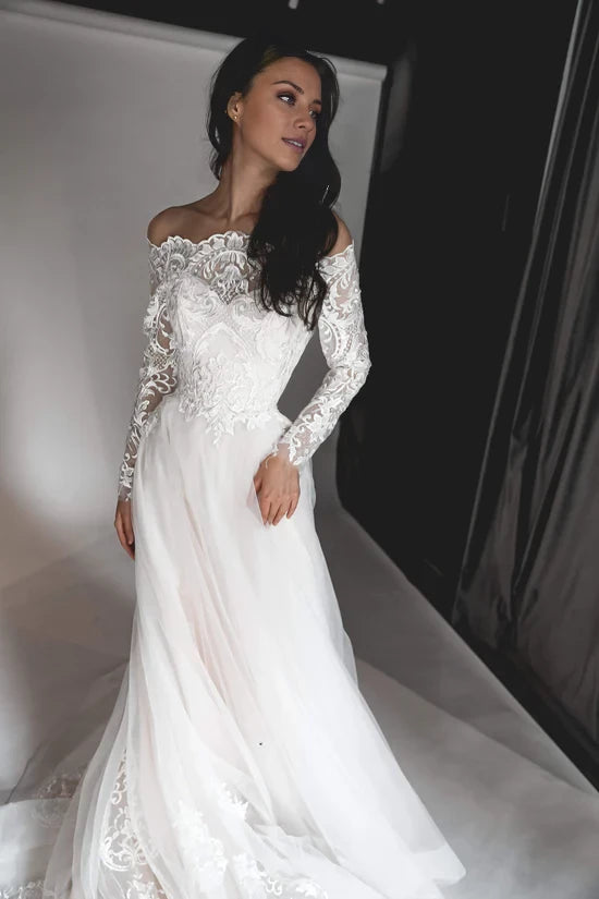 Romantic Ball Gown Off-Shoulder Lace Embroidered Long Sleeve Floor-Length Winter Wedding Dress