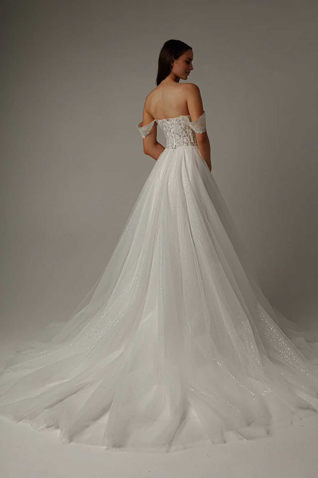 Ivory Lace Off-the-Shoulder Ball Gown Floor-Length Dress