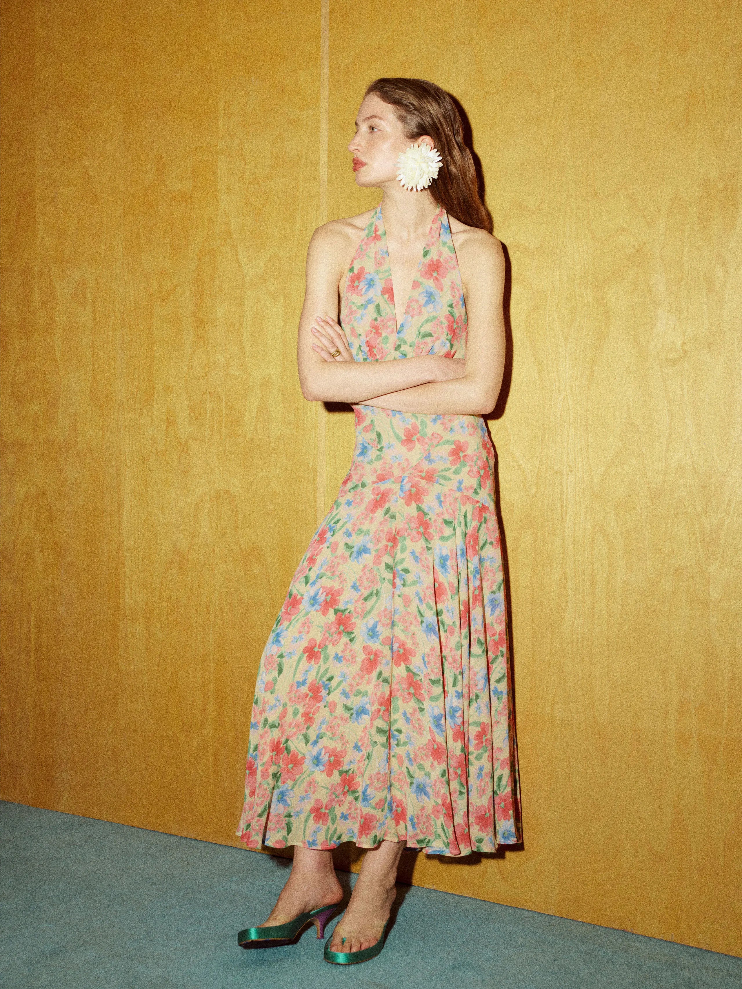 Romantic Floral Chiffon A-Line Halter Neck Sleeveless Tie-Back Maxi Prom Dresses