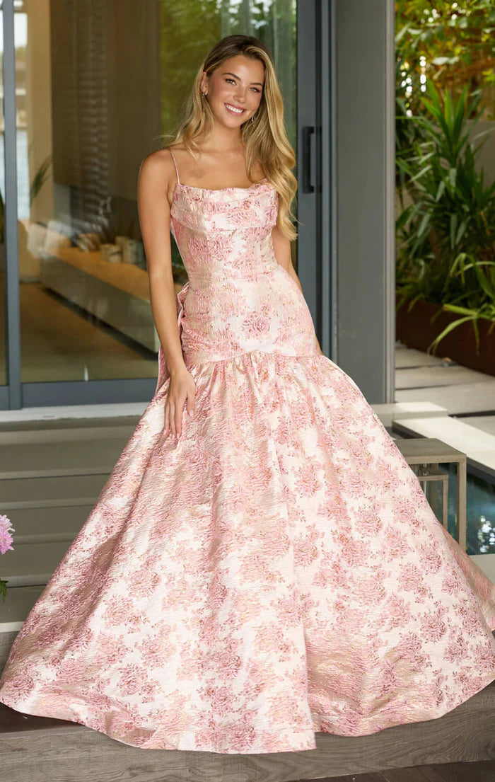 Romantic Floral Jacquard Mermaid Gown Cowl Neck Spaghetti Straps Lace-Up Back Sweep Train Prom Dress