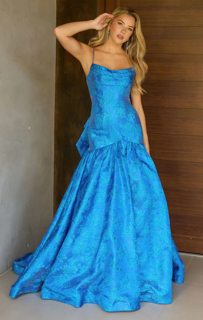Romantic Floral Jacquard Mermaid Gown Cowl Neck Spaghetti Straps Lace-Up Back Sweep Train Prom Dress