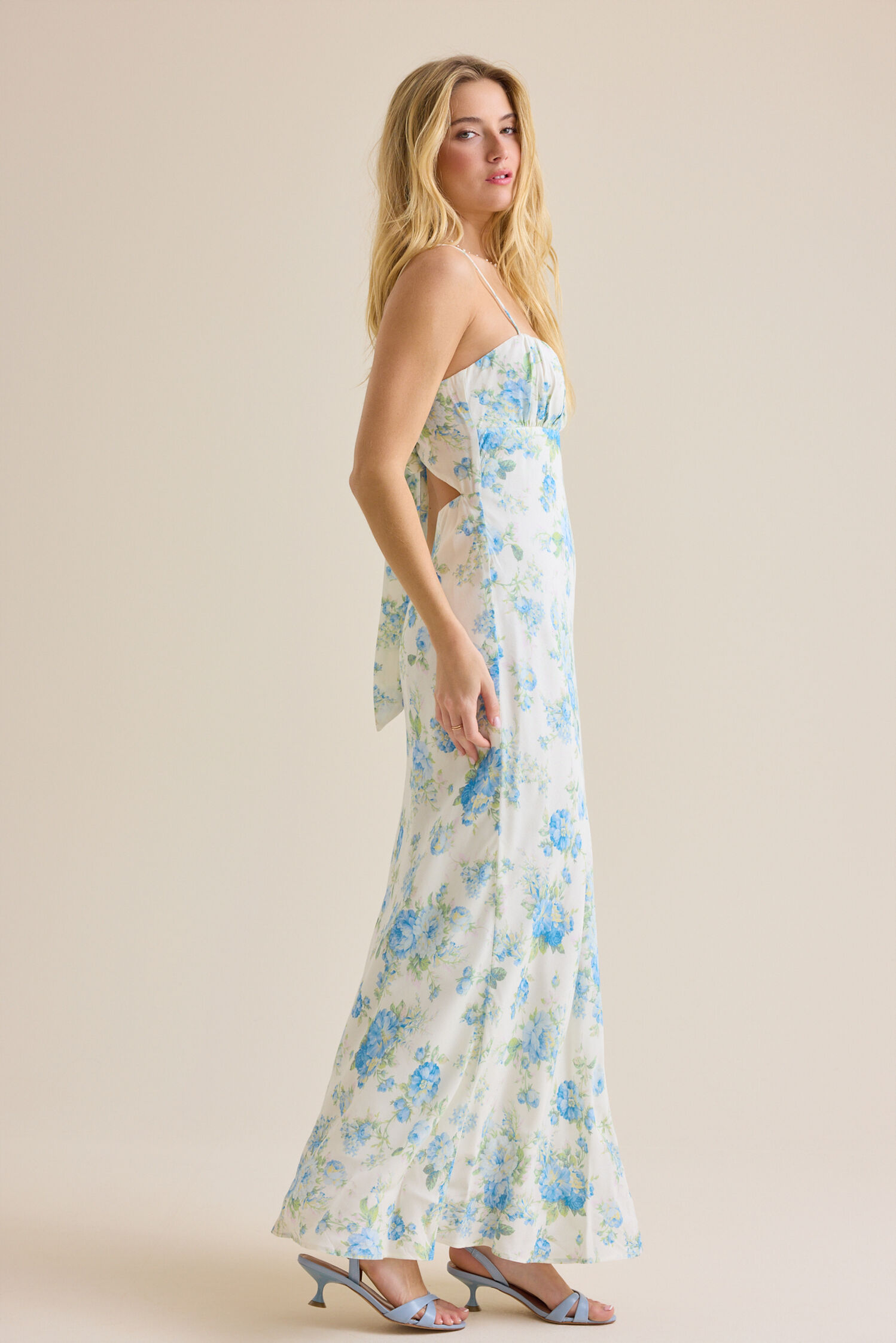 Romantic Floral Print Spaghetti-Strap Back-Bow Cutout A-Line Prom Dresses