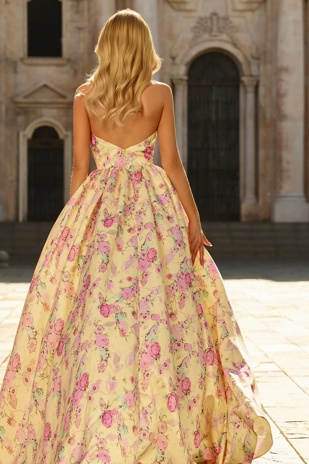 Romantic Halter Neck Floral Print Satin Prom Dress with Deep V-Neck, Waist Flower Accent and High Slit
