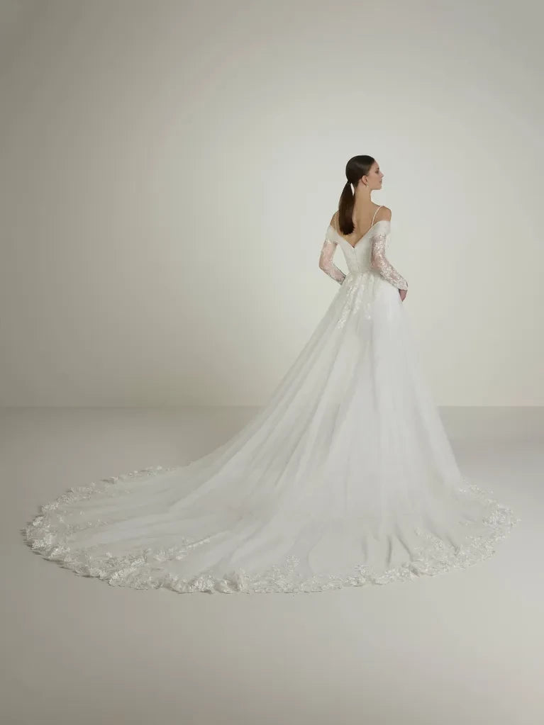 Ivory Lace Mermaid Floor-Length Dress with Sweetheart Neckline & V-Back