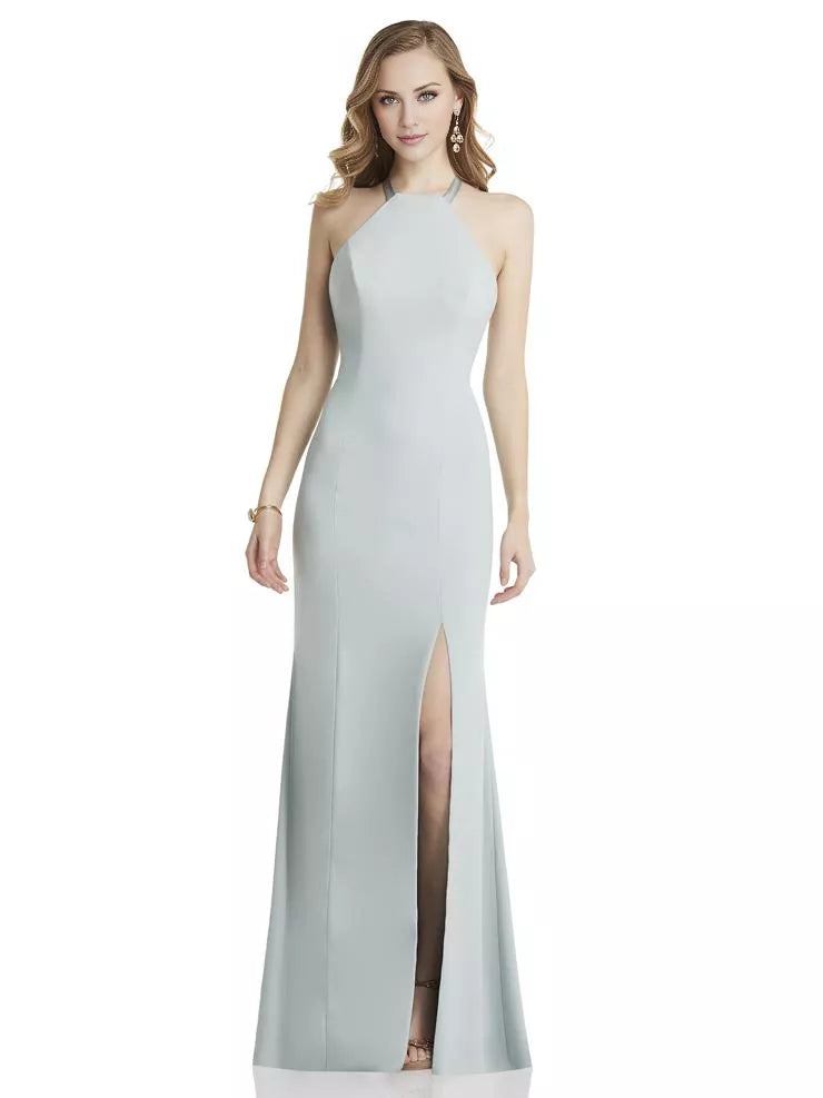 Vestido de fiesta con escote redondo, cuello colgante, hombros descubiertos, sin mangas, abertura lateral y largo hasta el suelo.