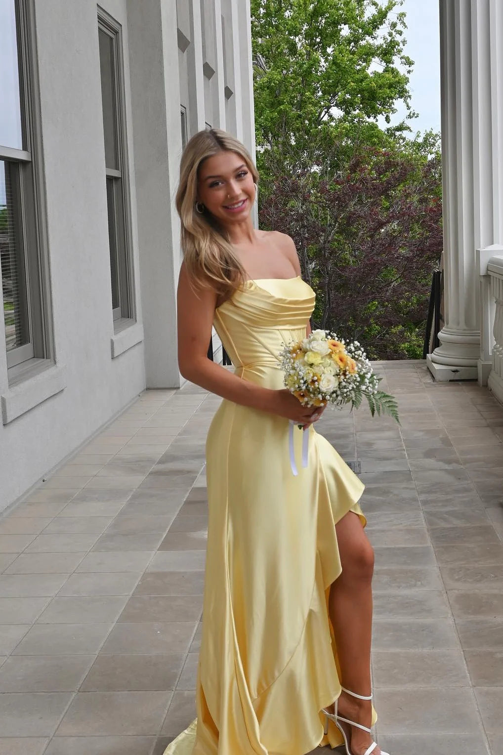 Yellow Satin Straight Neck Sheath/column Floor-Length Evening Dress