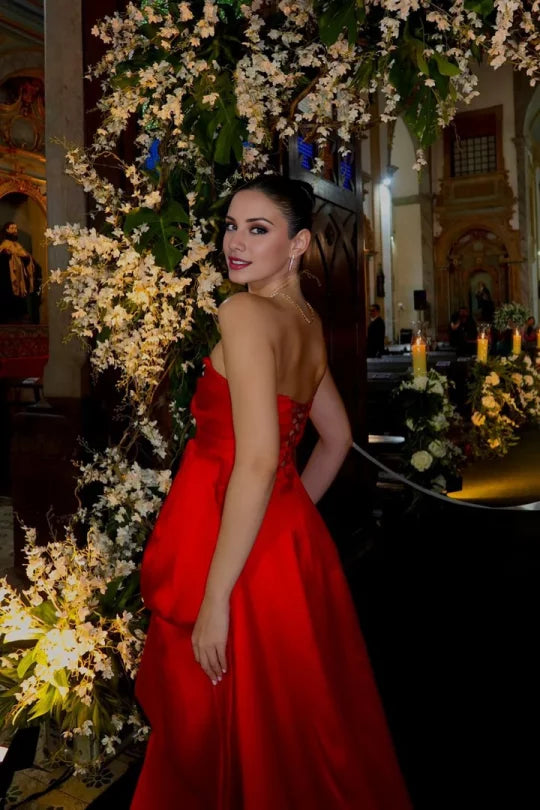 Red Satin A-Line Floor-Length Evening Dress with Sweetheart Neckline and Peplum Waist