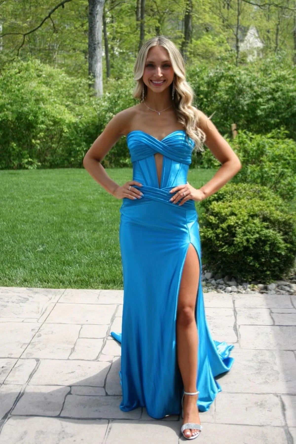 Blue Satin Sweetheart Sheath/Column Floor-Length Dress with Corset & High Slit