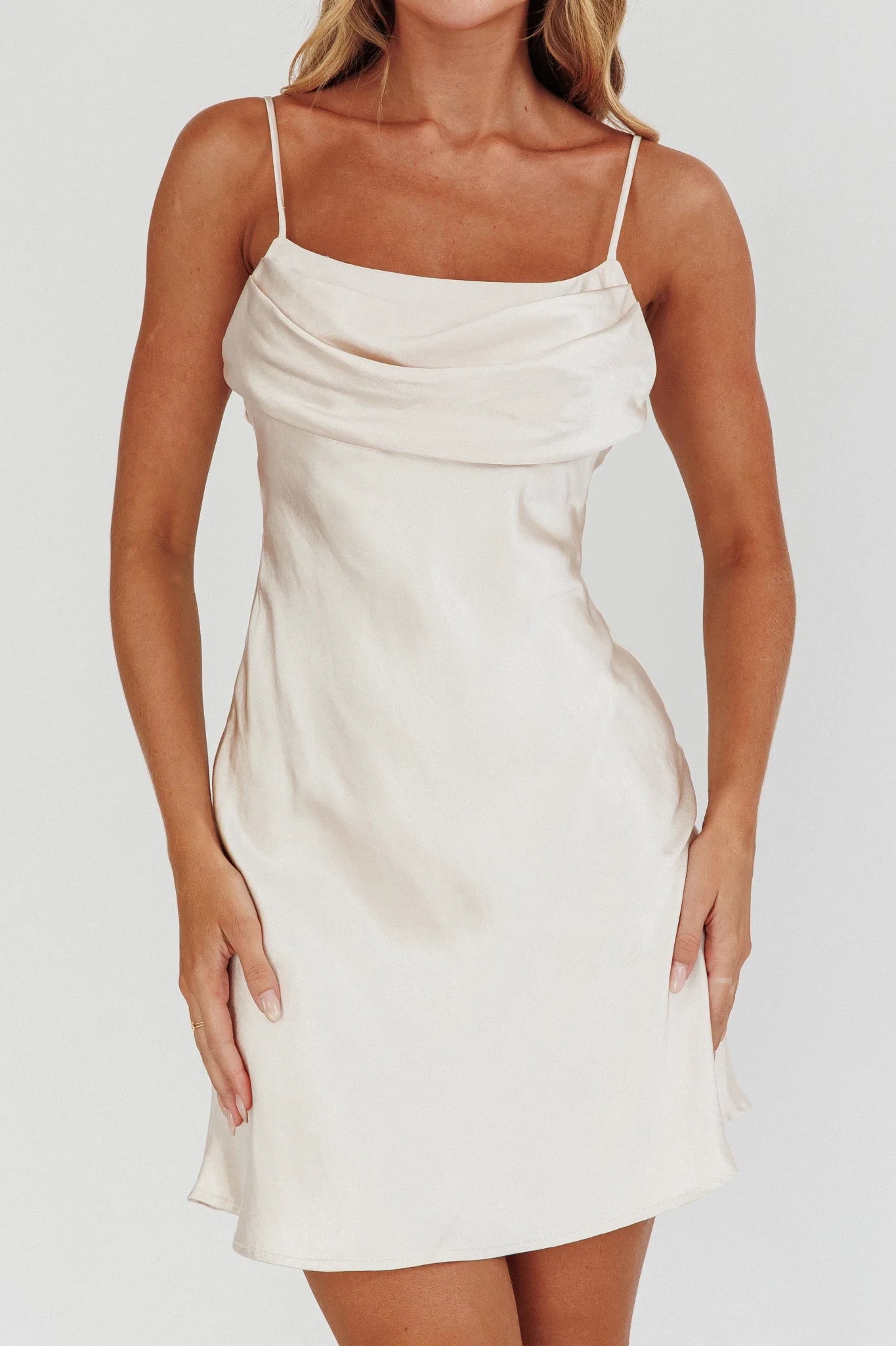 Sexy Sheath/Column Square Neck Sleeveless Back Zip Short/Mini Homecoming Dress