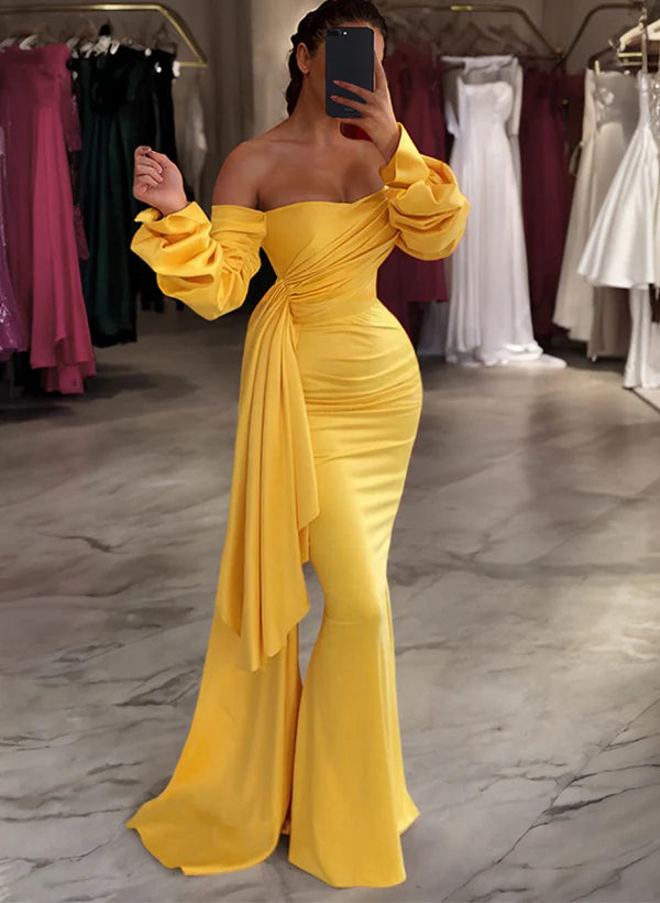 Vestido de fiesta ajustado y recto hasta los hombros