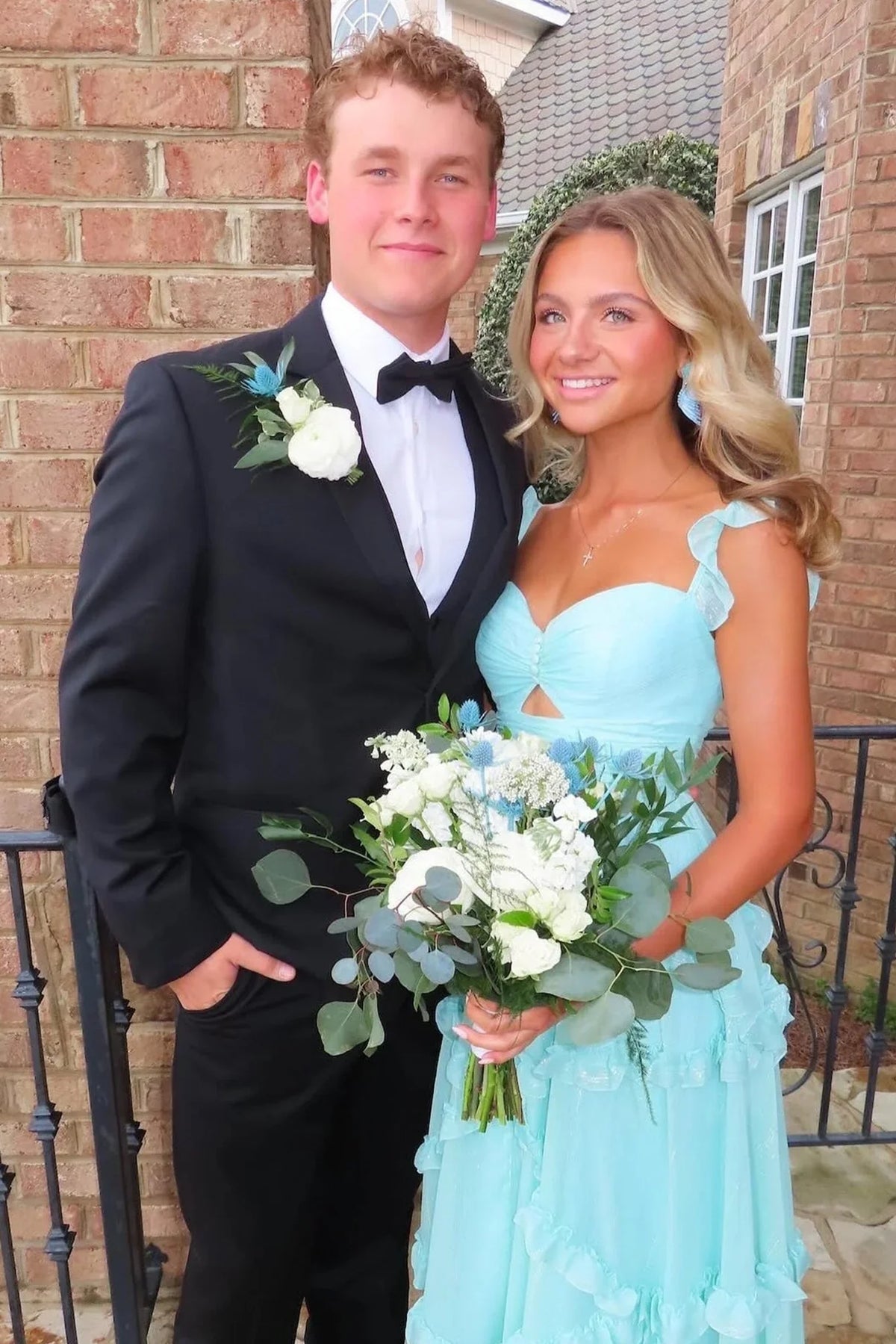 Sky Blue Chiffon A-Line Floor-Length Bridesmaid Dress with Sweetheart Neckline