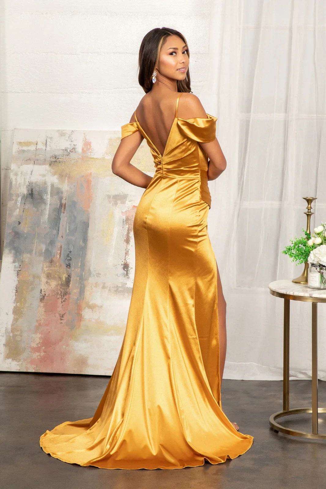 Shimmering Satin Mermaid Sweetheart Off-Shoulder Spaghetti Strap Cold Shoulder Low V-Back Floor-Length Evening Dresses