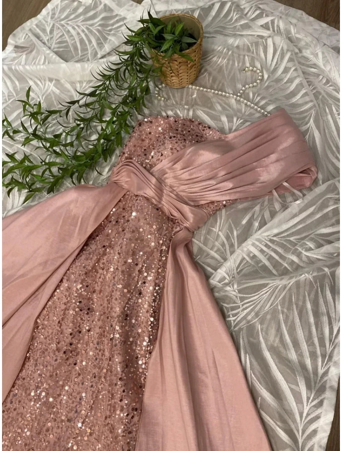 Shimmering Sequin and Satin A-Line One-Shoulder Sleeveless Zipper Back Floor-Length Evening Dresses