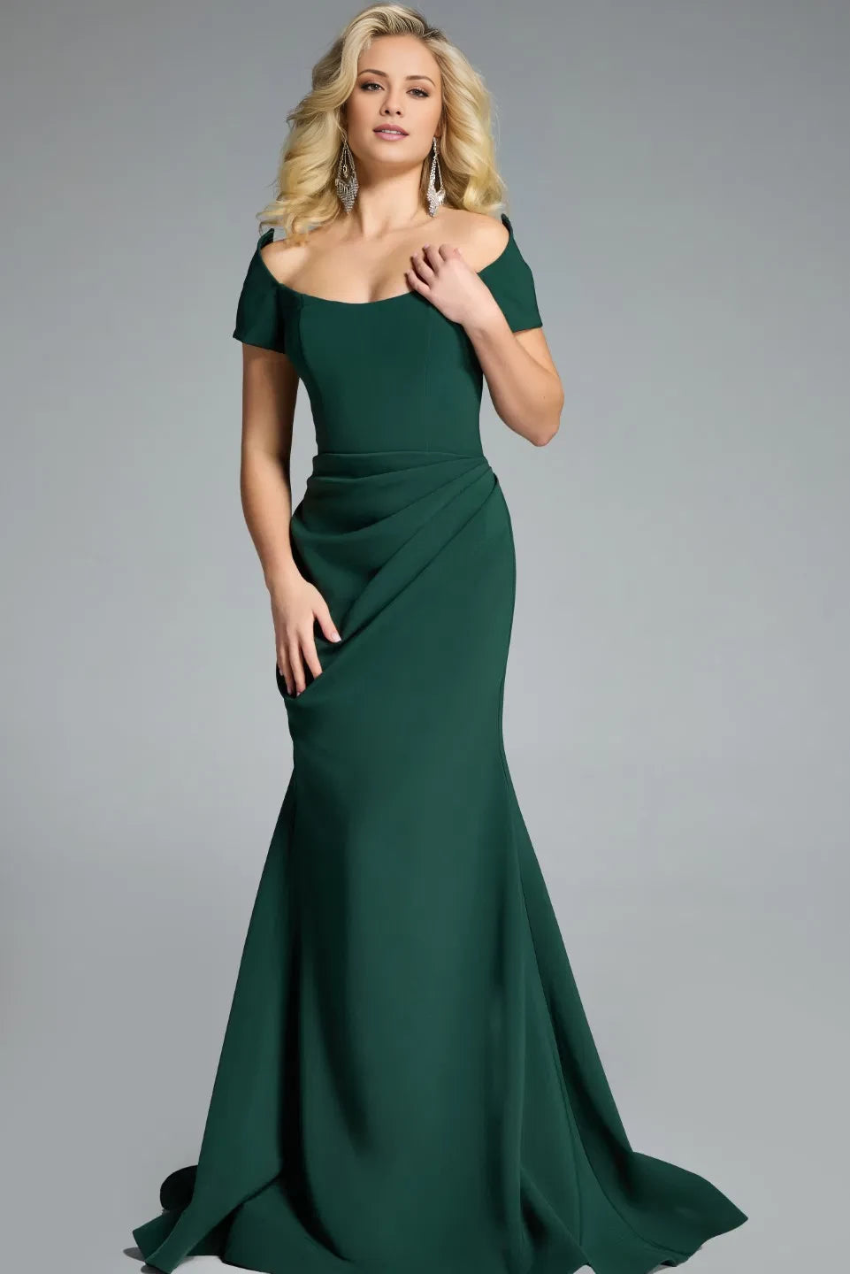 Shoulderless pleated mermaid style and floor length evening dress