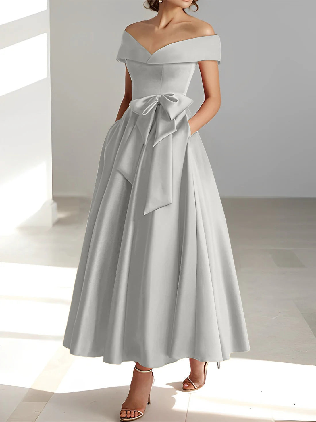 Vestidos de madre de la novia con bolsillos y hombros descubiertos, corte A/Princesa