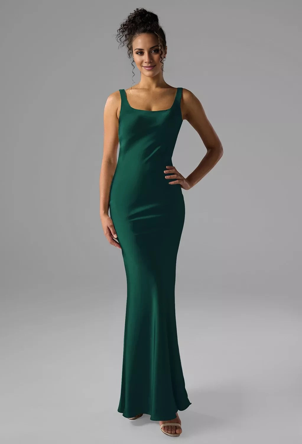 Simple Mermaid Scoop Neck Sleeveless Backless Floor-Length Bridesmaid Dress