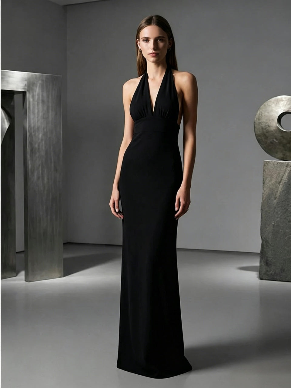 Sleek Mermaid Halter V-Neck Sleeveless Open Back Floor-Length Evening Dresses