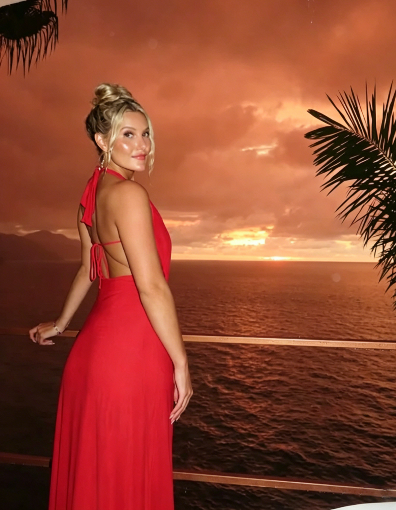 Sleek Mermaid Halter Neck Sleeveless Open Back Floor Length Evening Dresses