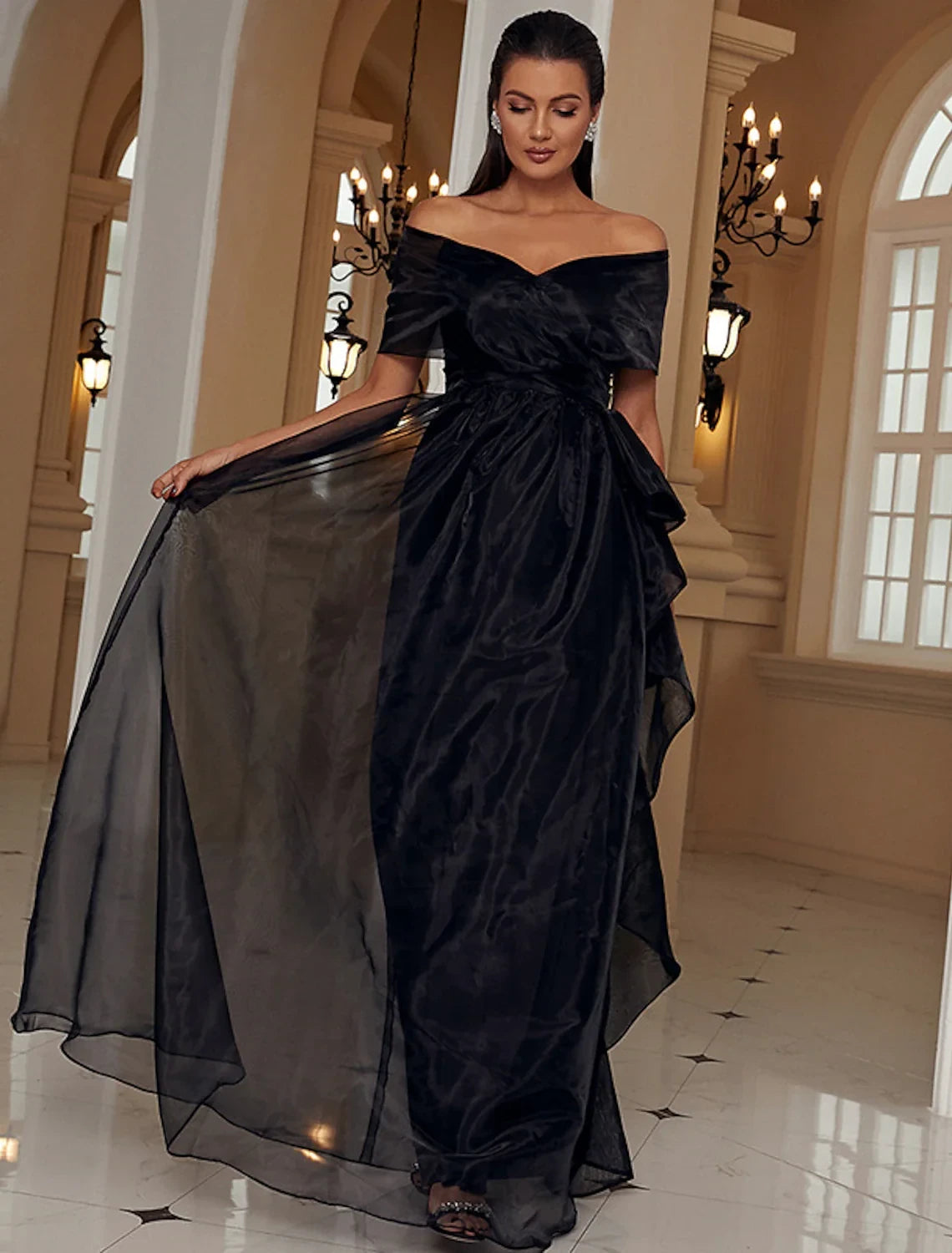 Sophisticated Chiffon A-Line Off-Shoulder Sweetheart Short Sleeves Zipper Back Floor-Length Evening Dresses