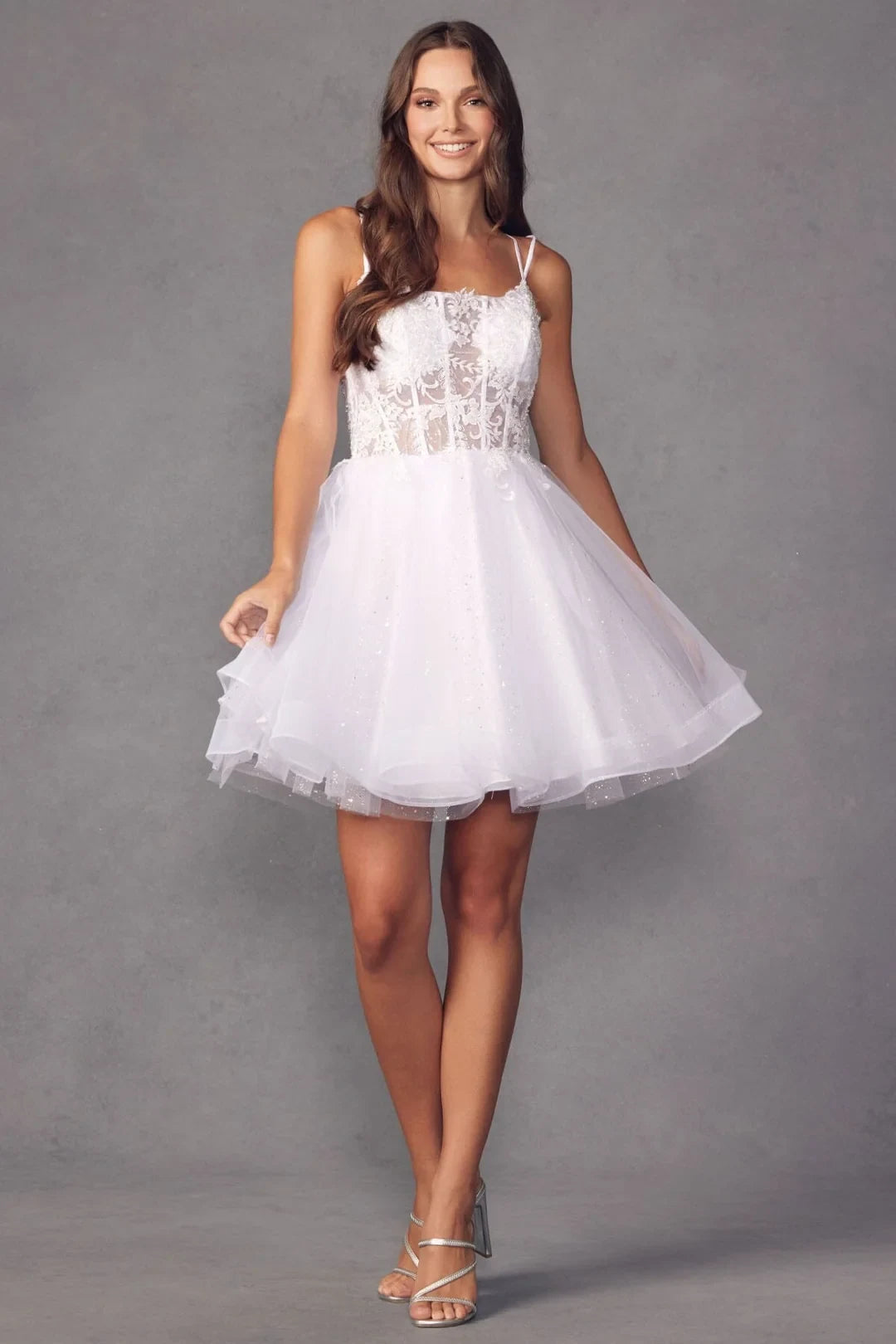 Sparkling Tulle A-Line Sweetheart Spaghetti Strap Sleeveless Criss-Cross Back Short Homecoming Dresses