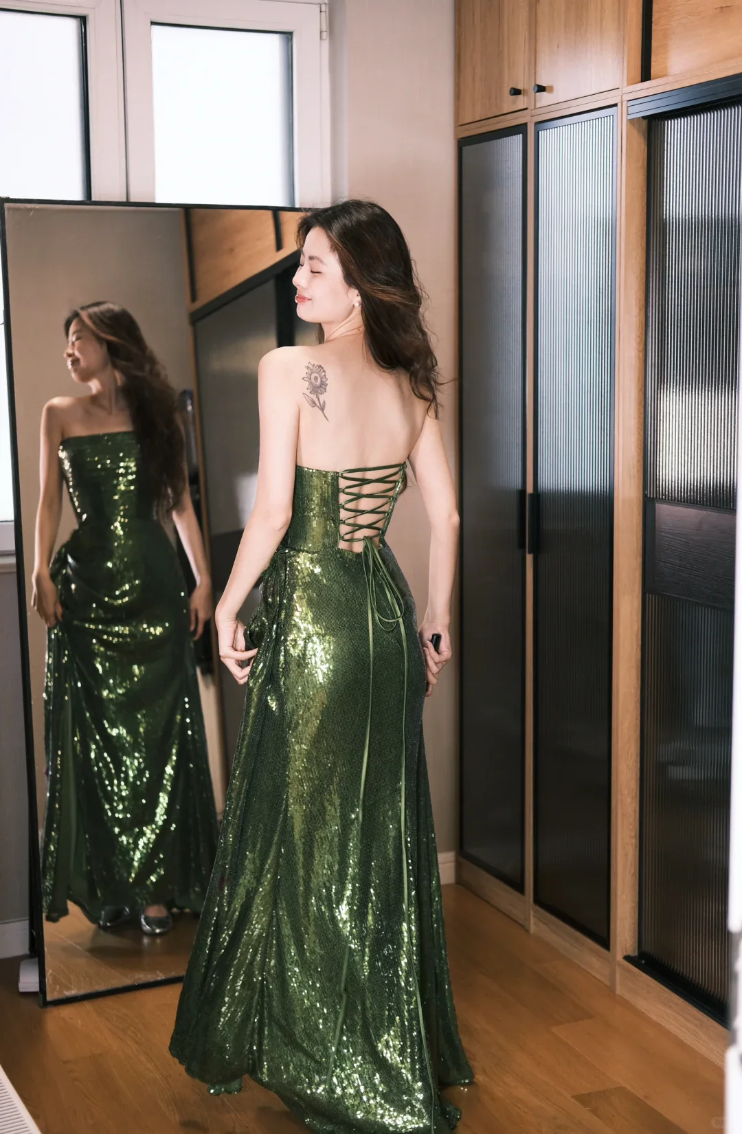 Sparkly sequin mermaid strapless sleeveless lace-up-back slit floor-length evening dress