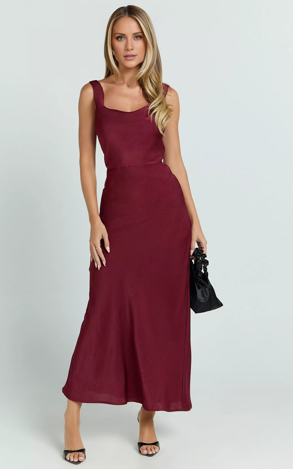 Vestido de fiesta con escote cuadrado, hombros descubiertos, sin mangas, espalda descubierta y largo hasta el suelo