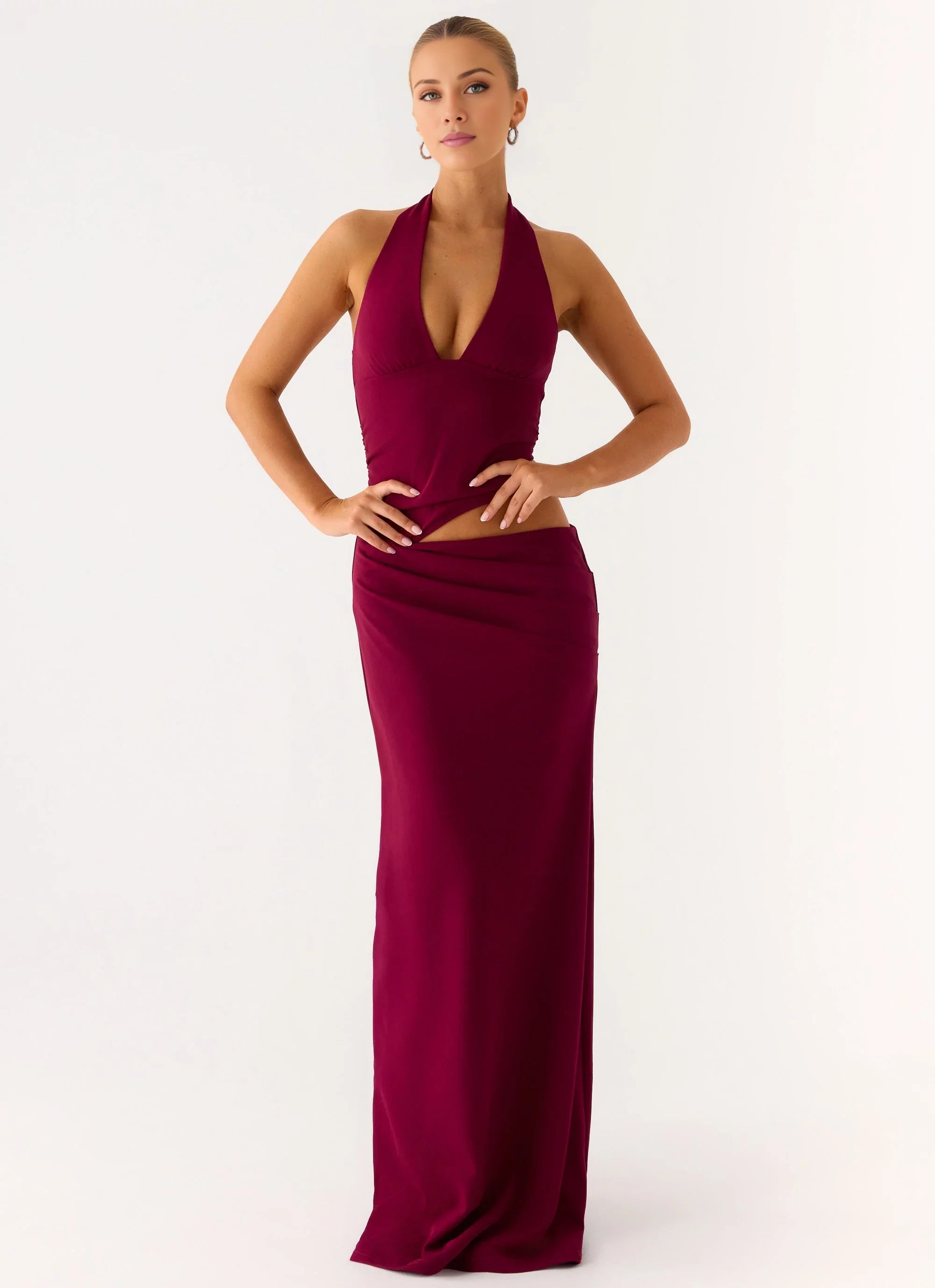 Statement-Making Sheath Halter Neck Sleeveless Backless Cut-Out Floor-Length Evening Dress