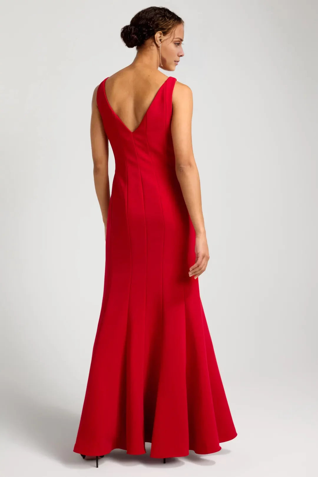 Sleeveless Red Crepe A-Line Floor-Length Evening Dress with Boat Neck