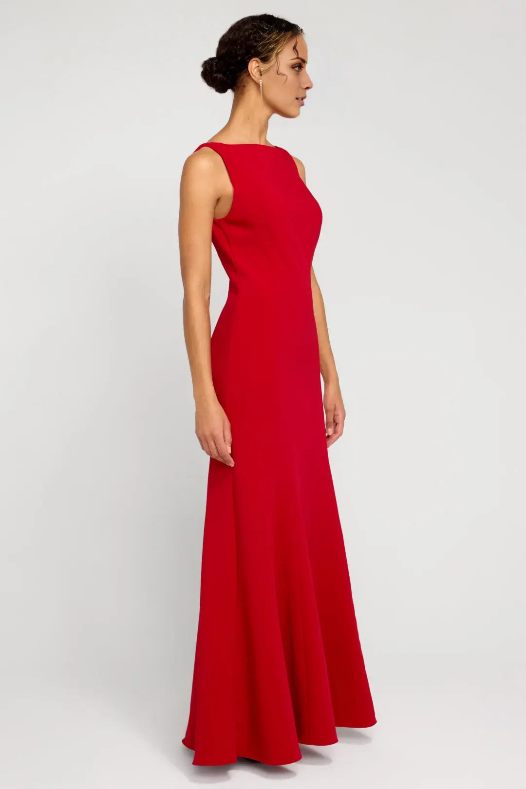 Sleeveless Red Crepe A-Line Floor-Length Evening Dress with Boat Neck