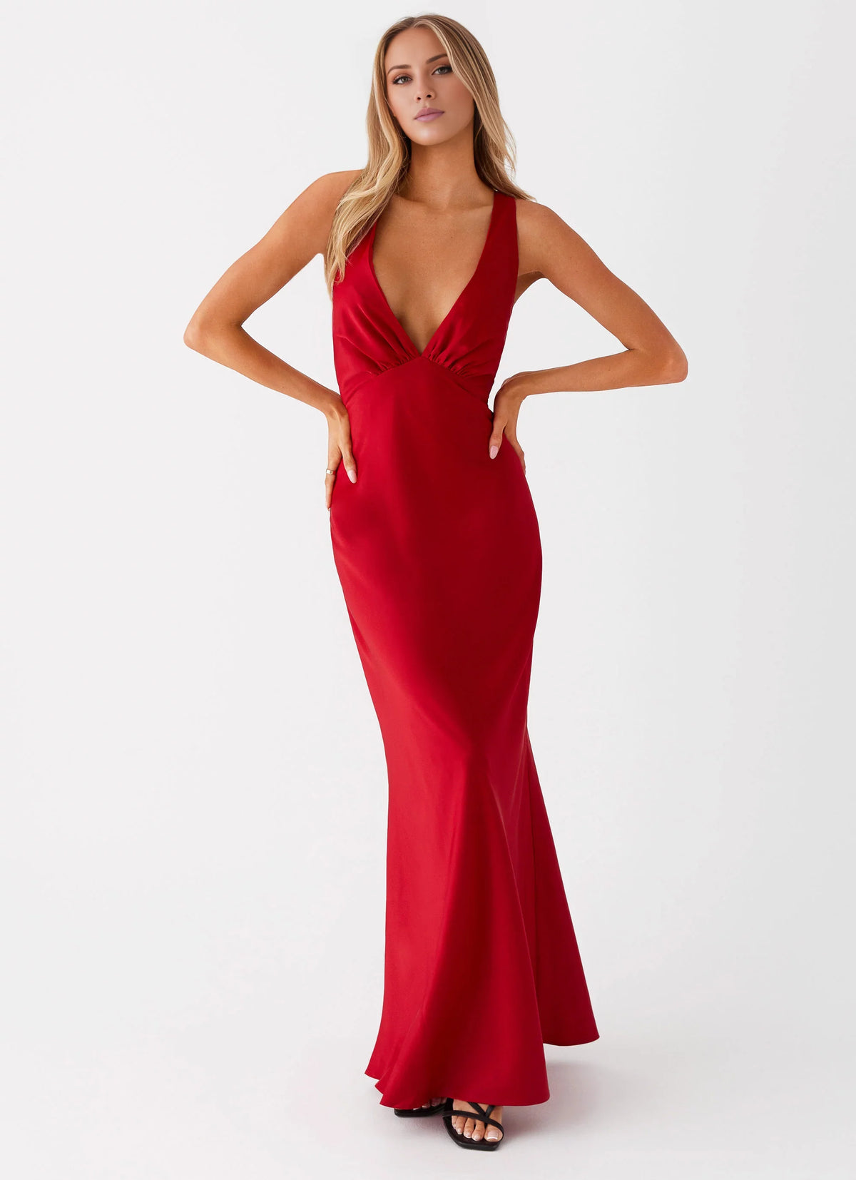 Red Satin Sheath/column V-Neck Floor-Length Dress