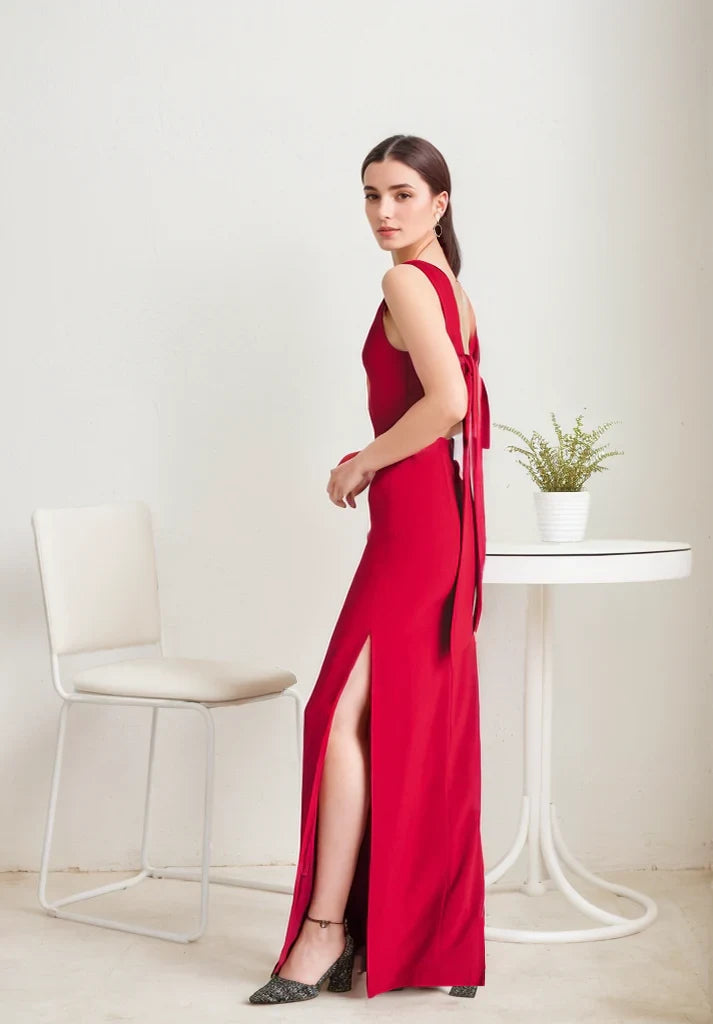 Striking Satin Sheath Boat Neck Sleeveless Open Back with Bow Tie Floor-Length Evening Dresses