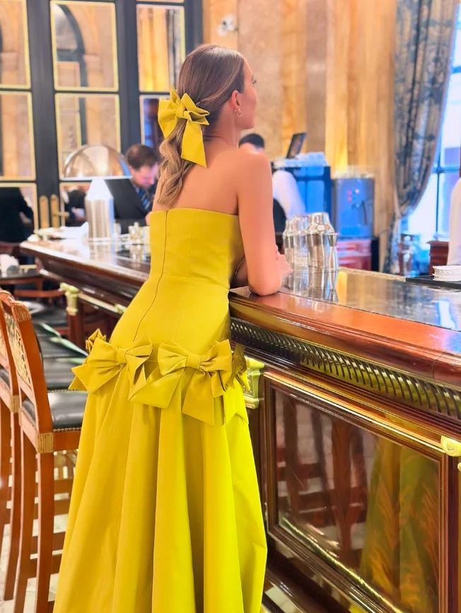 Structured ball gown strapless square neck sleeveless bow-detail floor-length formal evening dress