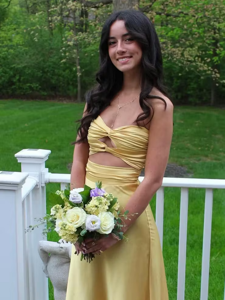 Stunning Mermaid Scoop Neck Sleeveless Sequin Floor Length Evening Dress