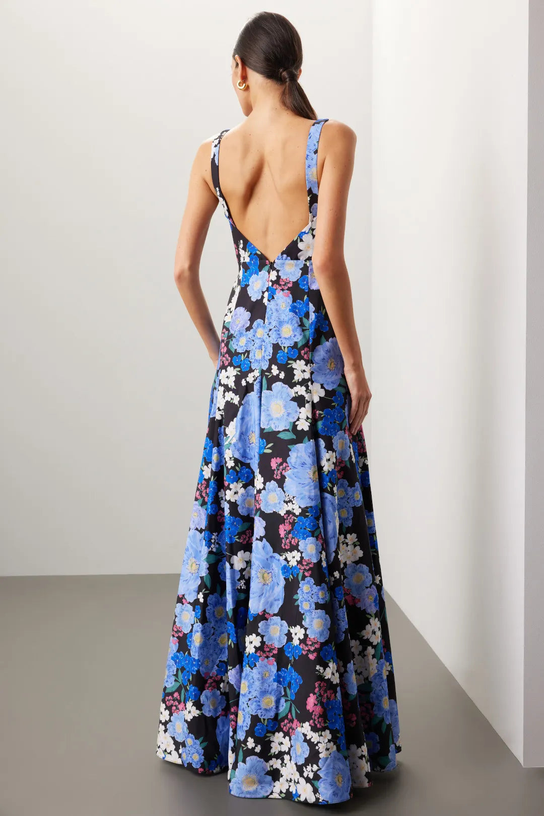 Stunning Black A-Line Square-Neck Sleeveless Floral-Print Floor-Length Prom Dresses