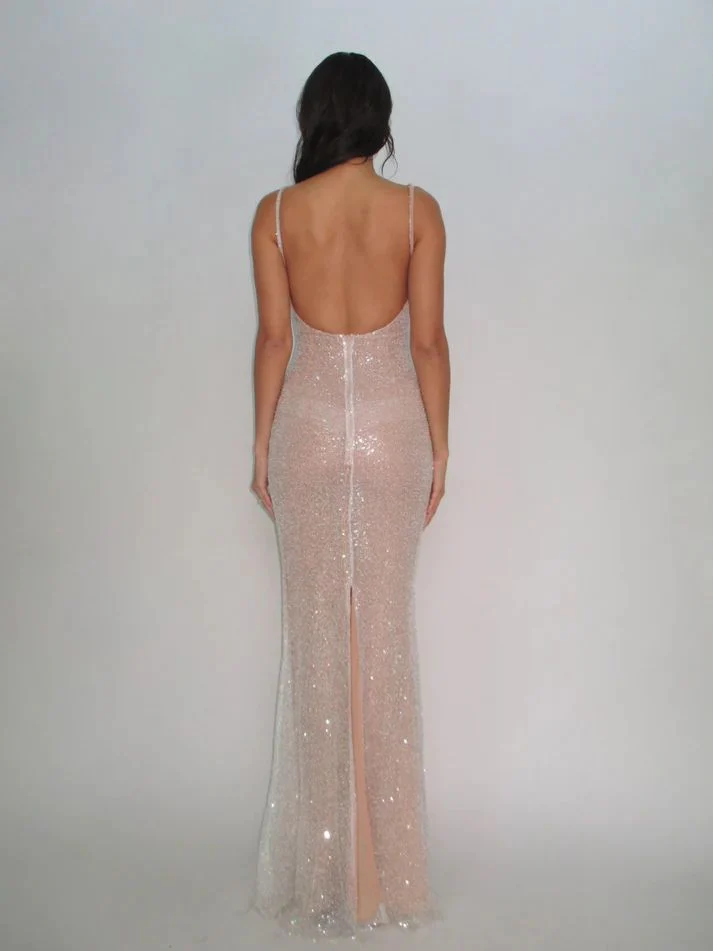 Stunning Mermaid Scoop Neck Sleeveless Sequin Floor Length Evening Dress