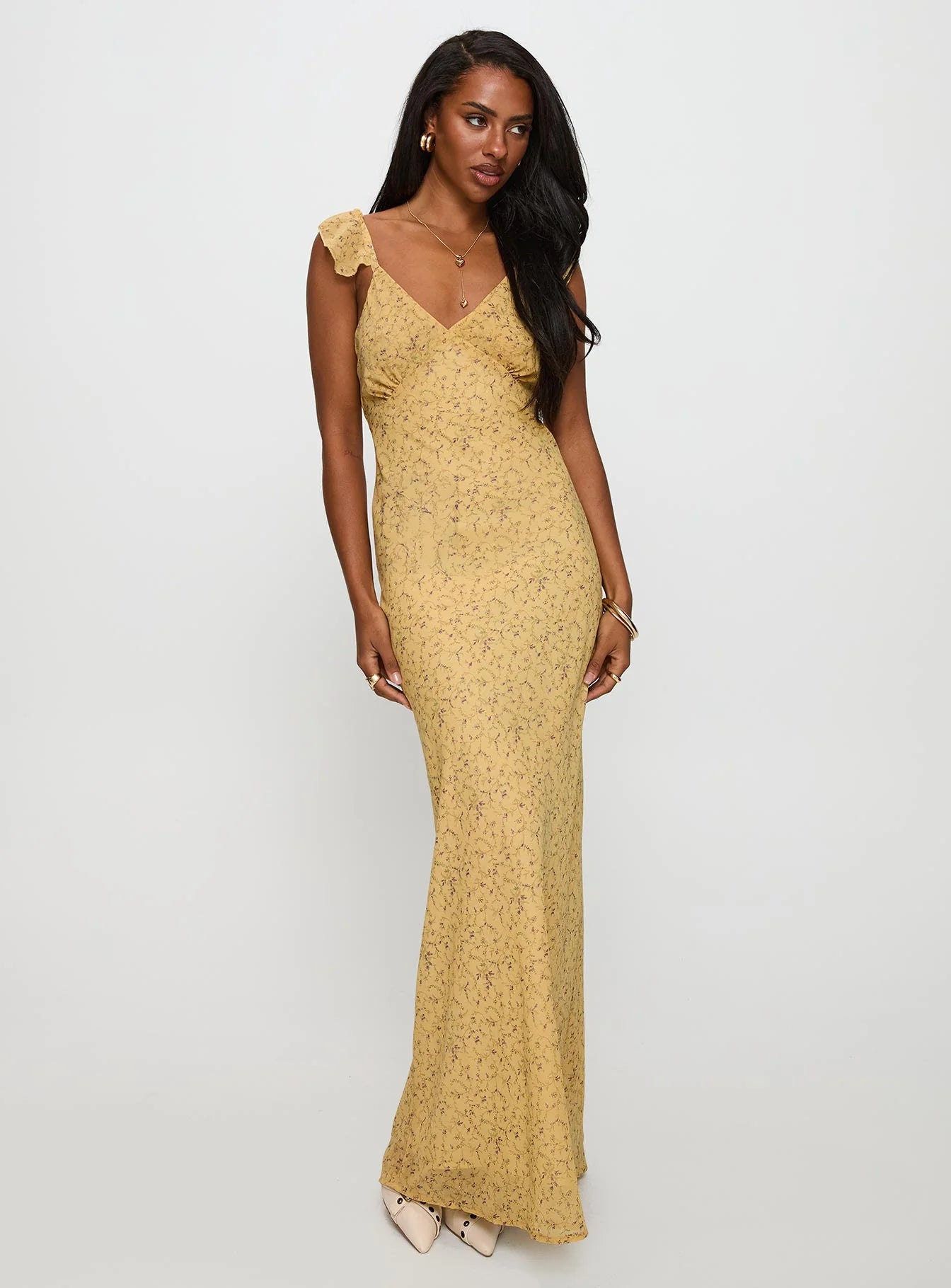 Sunny Flowy V-Neck Ruffle Strap Open Back Maxi Ditsy Floral Print Prom Dress