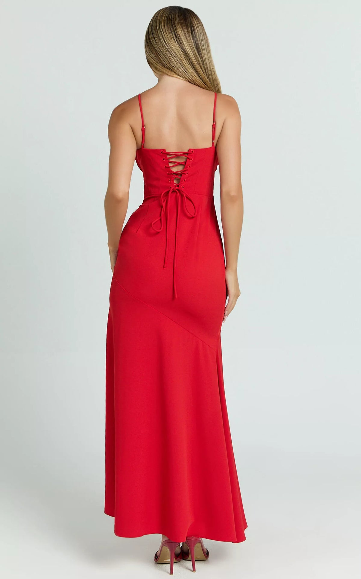 Vestido de fiesta largo hasta el suelo, sin mangas, con escote en forma de corazón, tirantes finos en los hombros, espalda descubierta, barra de hoja de loto con abertura lateral