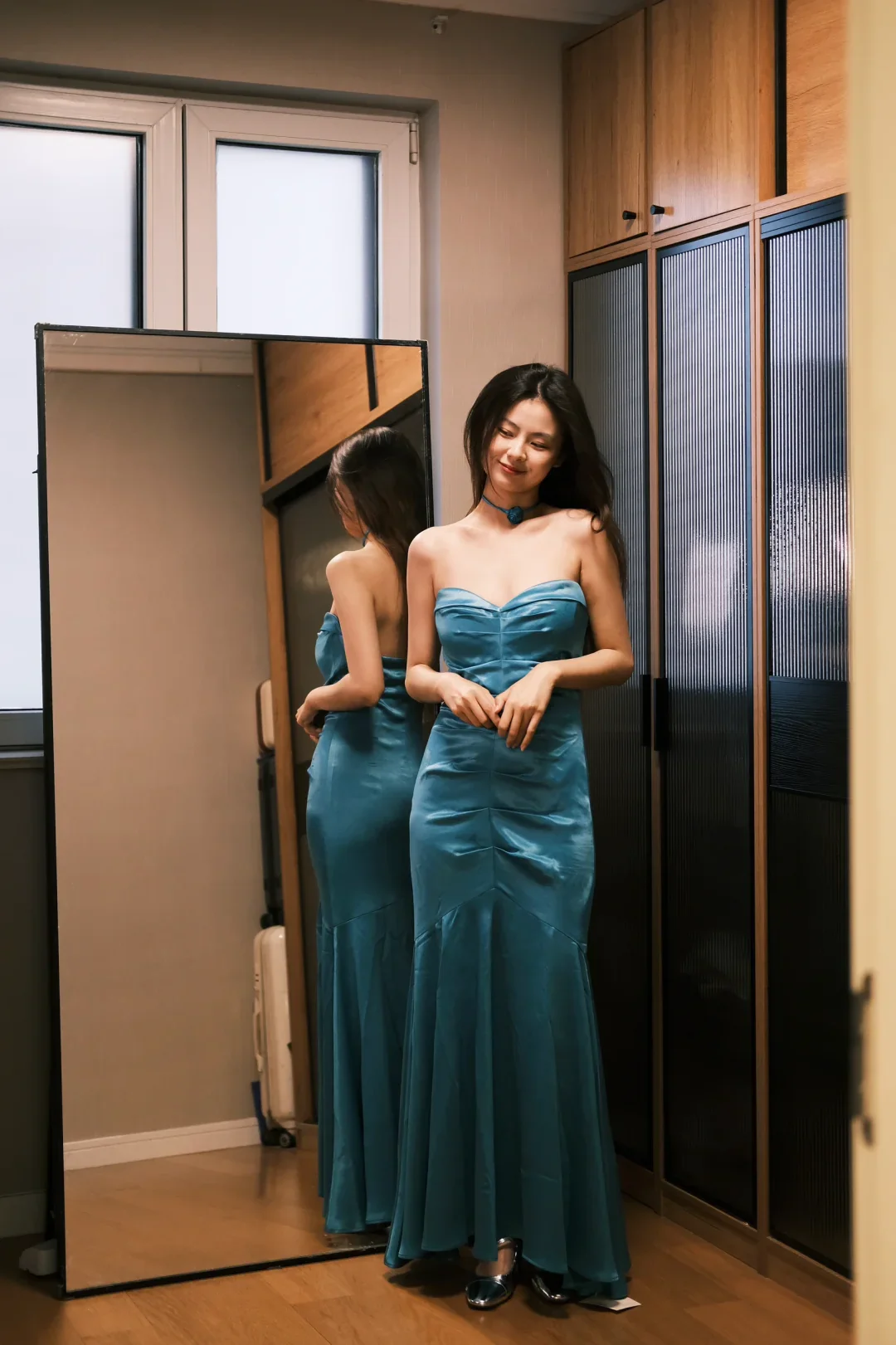 Teal Satin Sweetheart Neck Halter Strap Mermaid Floor-Length Evening Dress