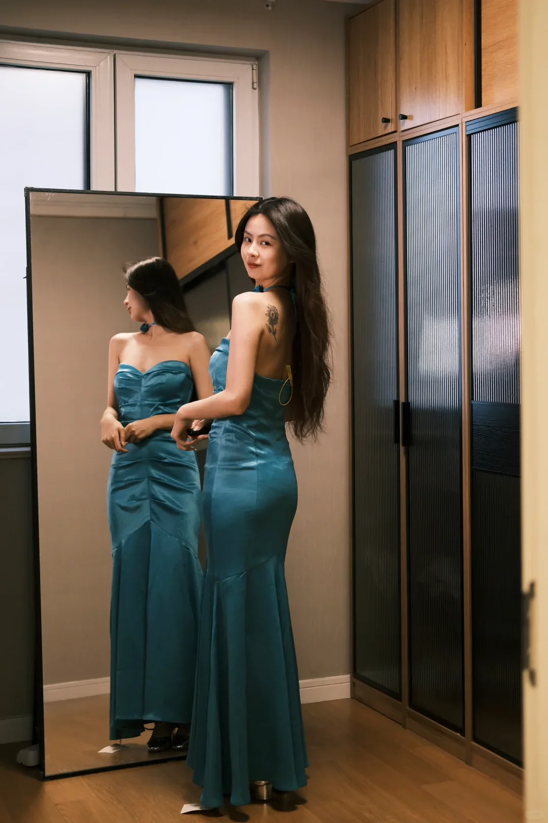 Teal Satin Sweetheart Neck Halter Strap Mermaid Floor-Length Evening Dress