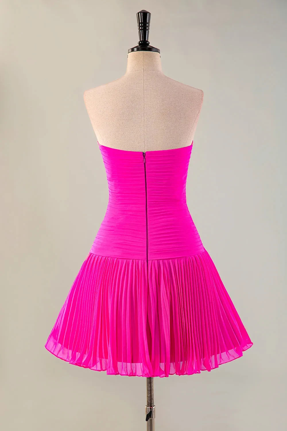 Vibrant Chiffon A-Line Sweetheart Sleeveless Zipper Back Short Homecoming Dresses