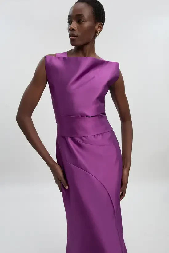 Vibrant Satin Mermaid Boat Neck Cap Sleeve Closed Back Floor-Length Evening Dresses