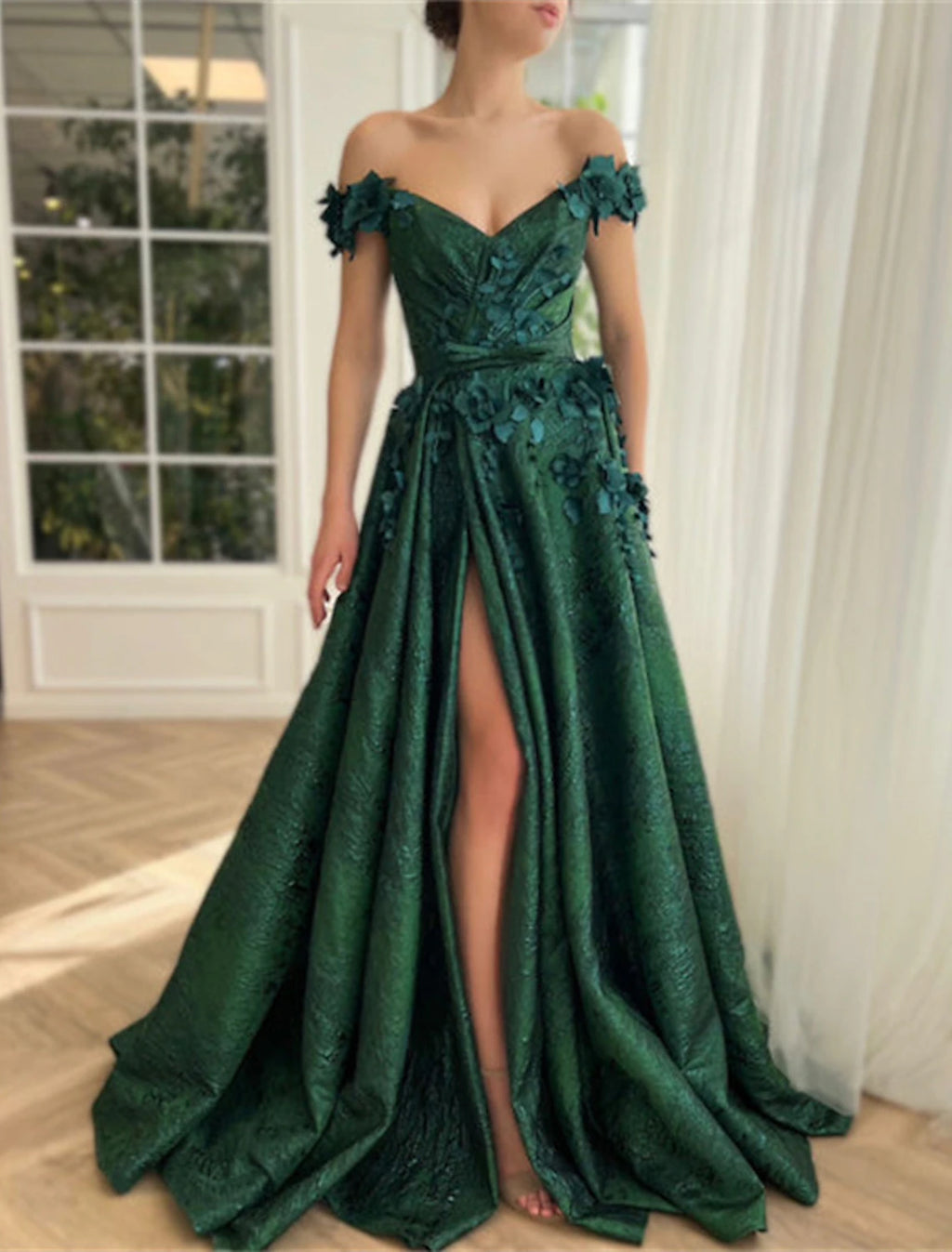 Vestidos de fiesta de corte A, vestido floral, para invitados de boda, fiesta de bodas, cola de corte, sin mangas, hombros descubiertos, satén con apliques de abertura